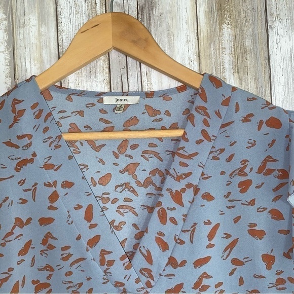 Jodifl Love In Tribeca Airy Blue Blouse - Picture 6 of 9